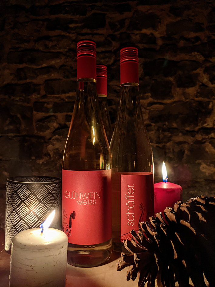 Gluhwein-Weingut-Schaffer-Escherndorf-Franken-weiss-Bester-Gluhwein-Franken Winzer-Glühwein weiss